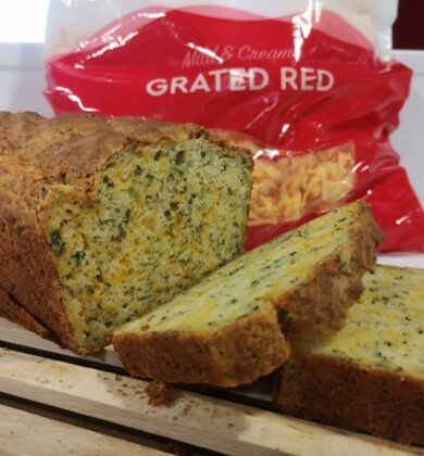 Kerrymaid Grated Red Cheesy Loaf